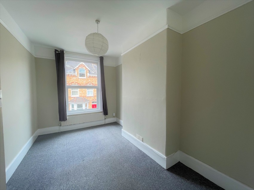 Images for Flat 2, 19 Raleigh Road