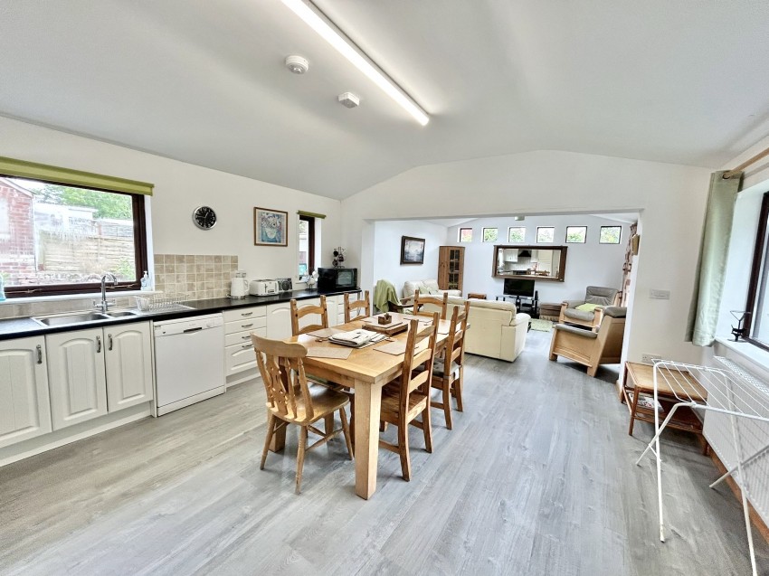 Images for Howell Road Student Property