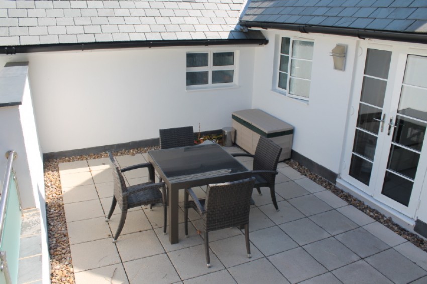 Images for one bedroom flat to let