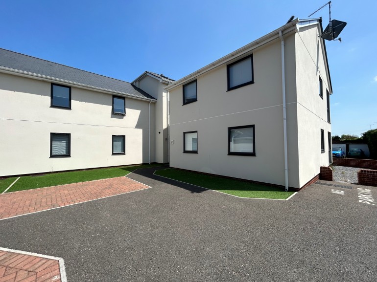 Webbs Court, Mill Line
