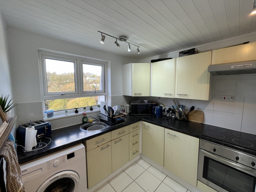 Images for 6 Shelburne Court