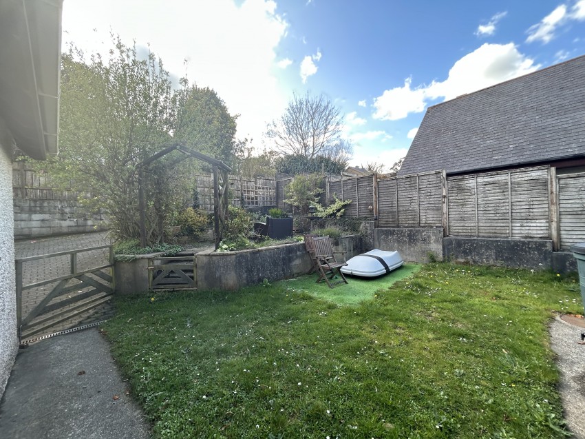 Images for Eston Close, Mabe Burnthouse