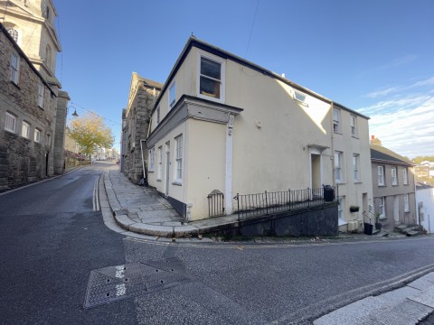 View Full Details for St Gluvias Street - Penryn