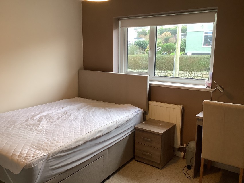 Images for 10 Trekeen, Penryn