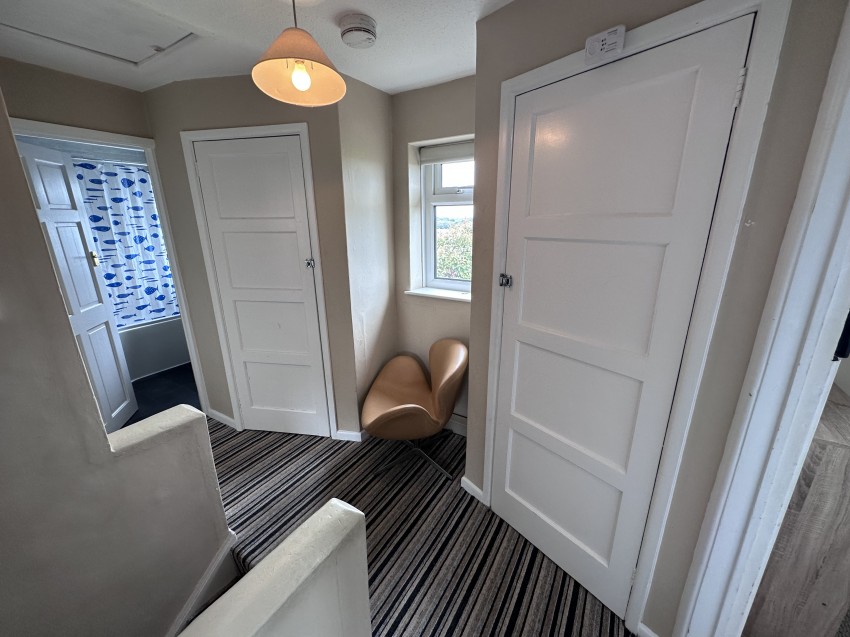 Images for 10 Trekeen, Penryn