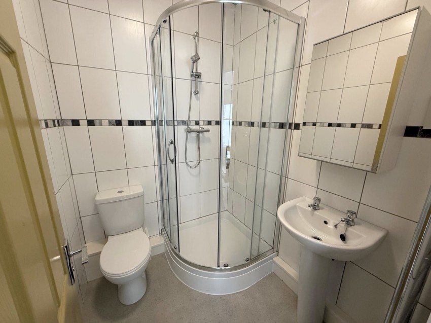 Images for 44a Church Street