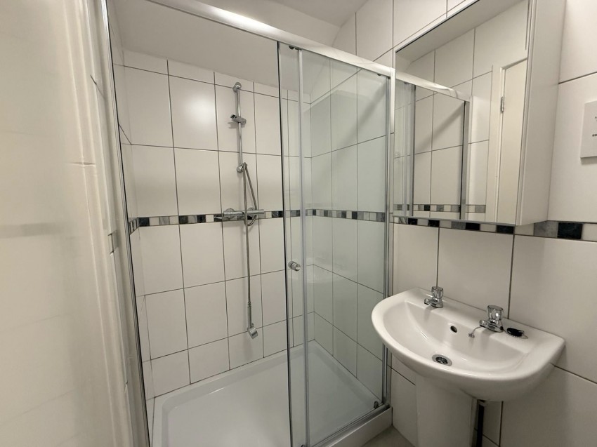 Images for 44a Church Street