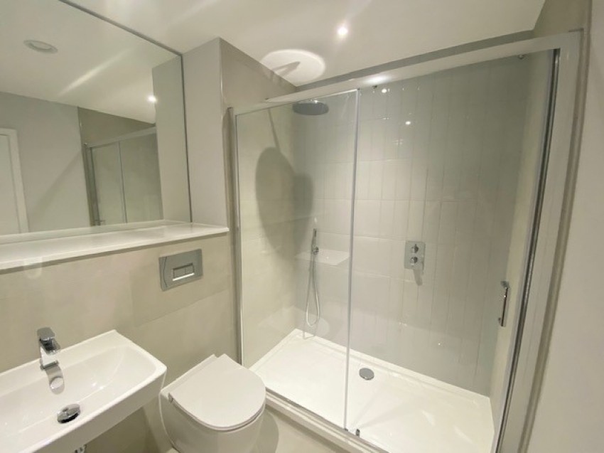 Images for The Liner, Cliff Road