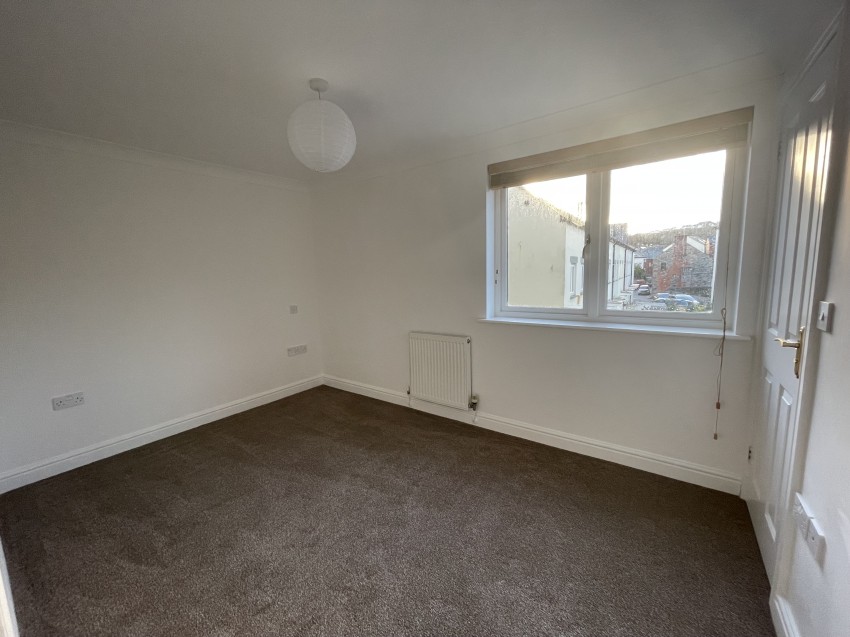 Images for 14 Tresooth Court, Penryn