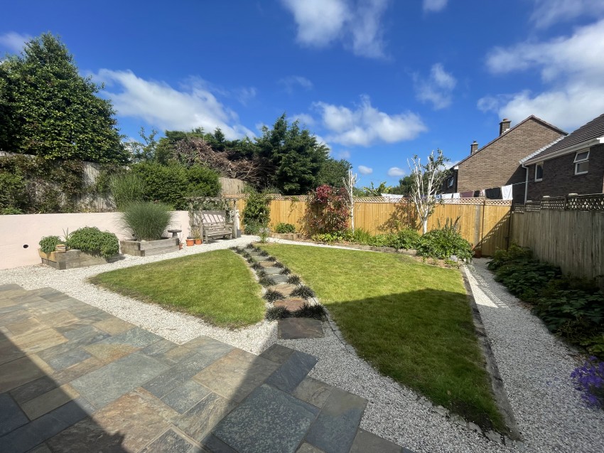 Images for 1 Eglos Meadow