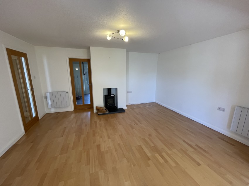 Images for 1 Eglos Meadow