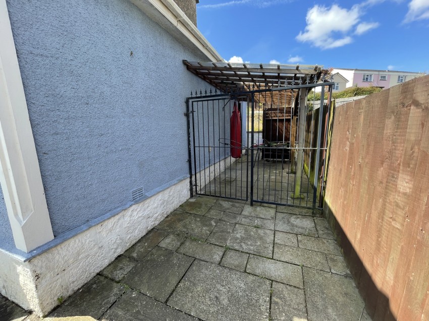 Images for 130 Dracaena Avenue