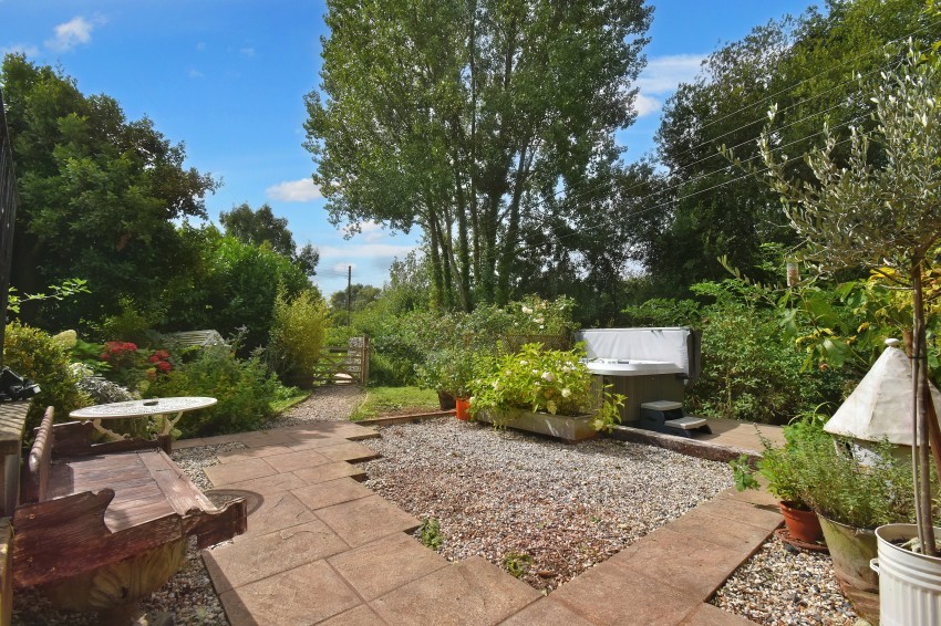 Images for Shillingford St. George, Exeter
