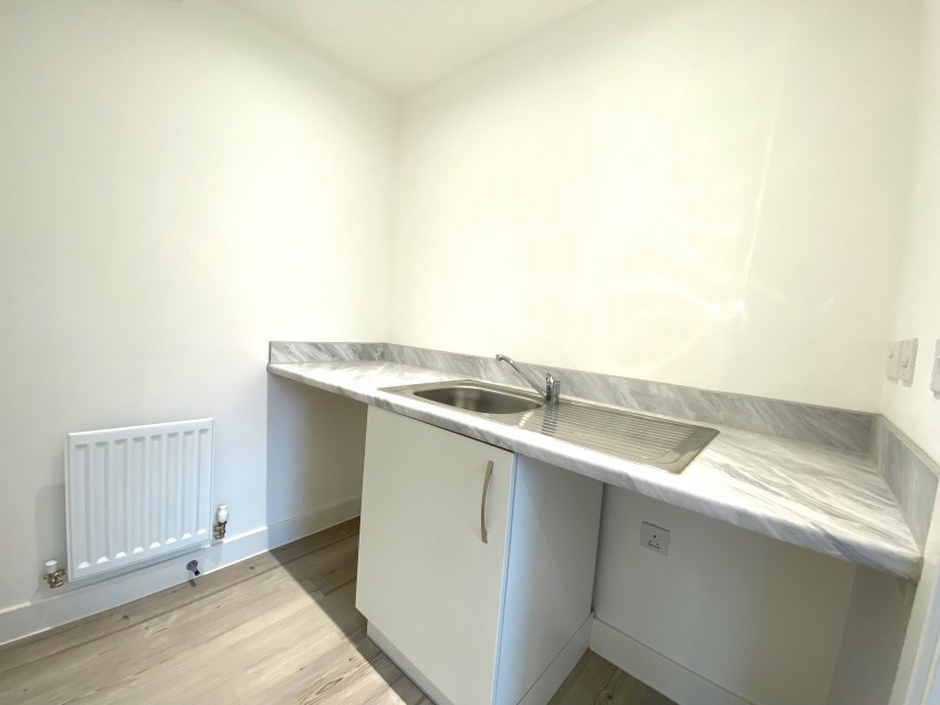 Images for Limestone Drive, Exeter