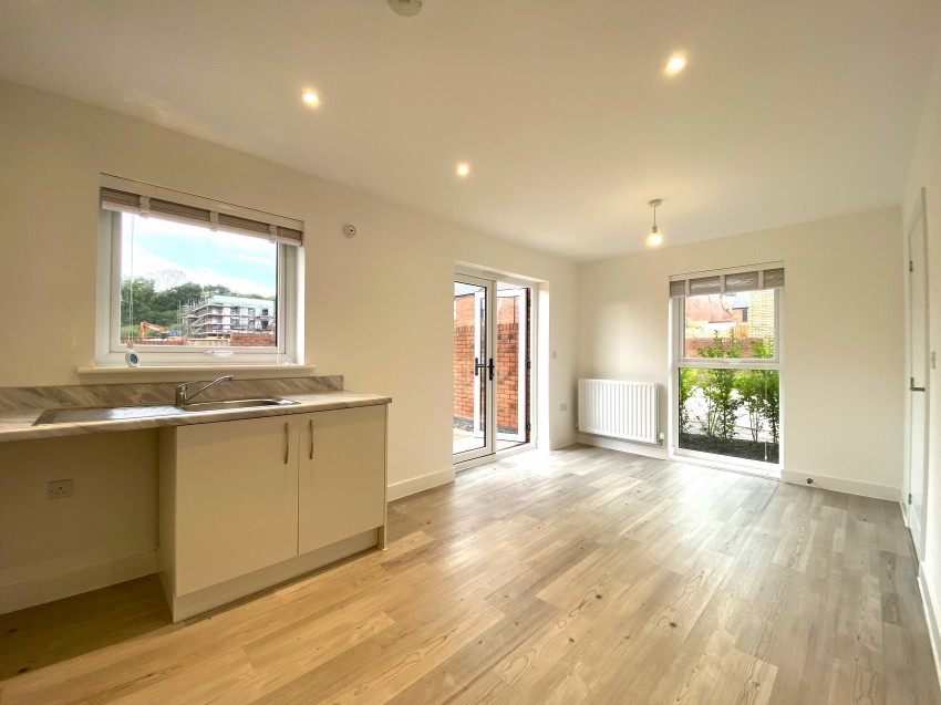 Images for Limestone Drive, Exeter
