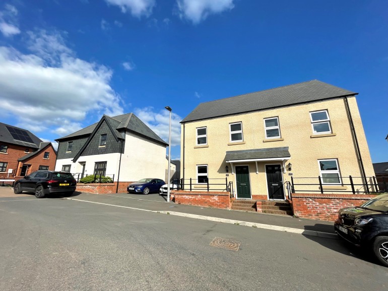 Dart Avenue, Exeter