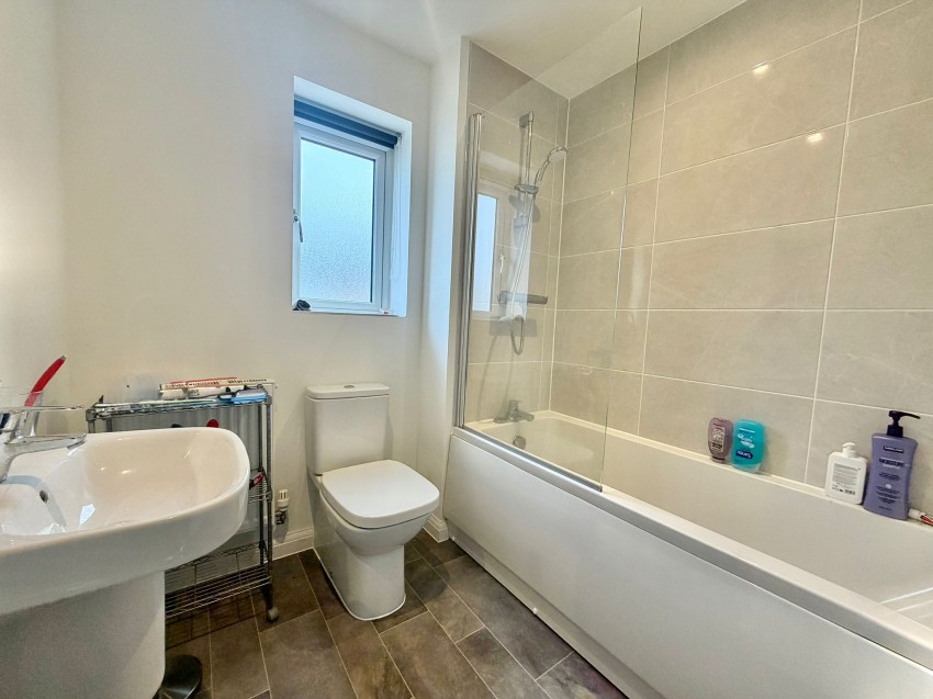 Images for Elm Park Way