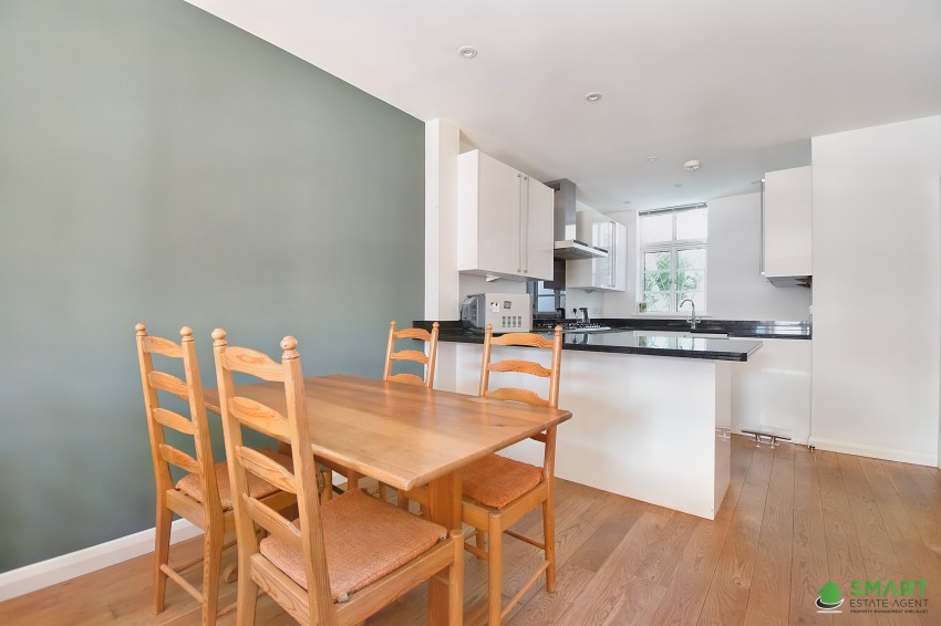 Images for Zenith , Magdalen Road