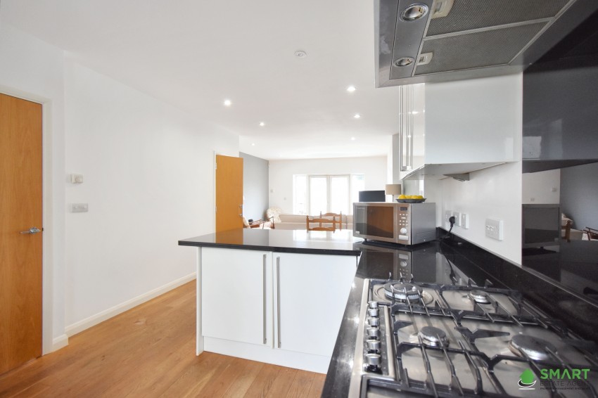 Images for Zenith , Magdalen Road