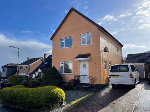 View Full Details for Polmennor Road, Falmouth