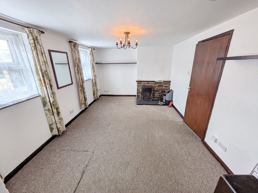 Images for Nanhayes Row