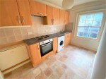 Images for Top floor flat, 39 New North Road