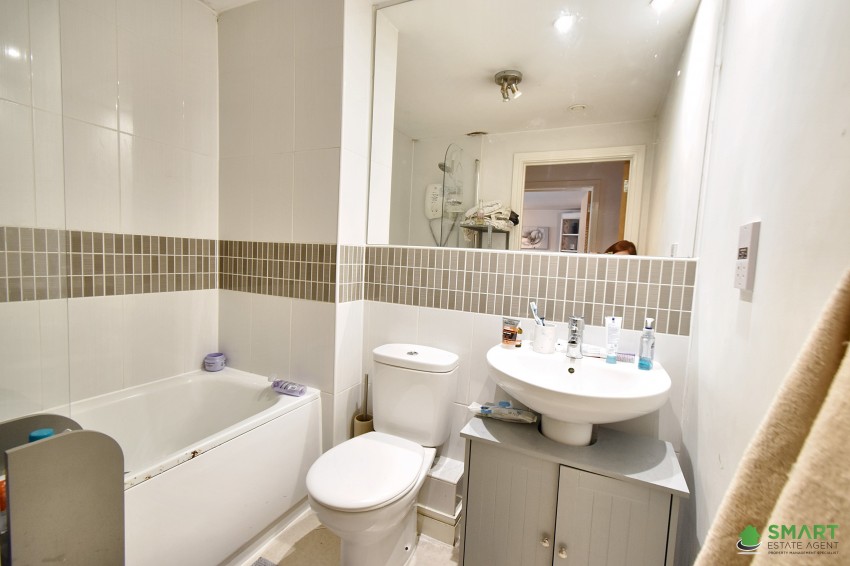 Images for Red Lion Lane, Exeter