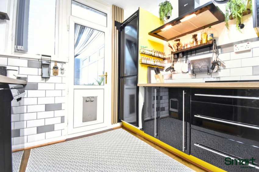 Images for Burns Avenue, Exeter