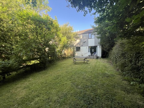 View Full Details for Town End Room 3, Browns Hill, Penryn