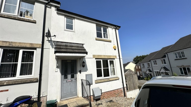 Penhole Drive, Launceston, PL15