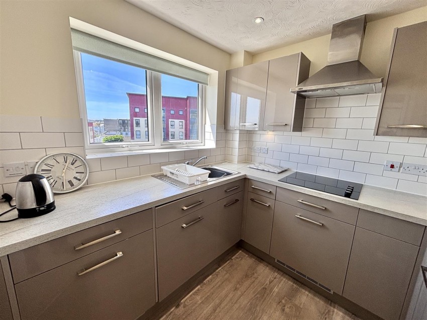 Images for Narrowcliff, Newquay