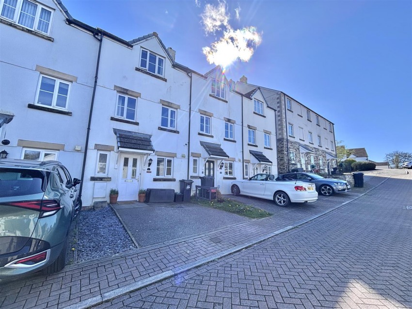 Images for Austen Close, Par