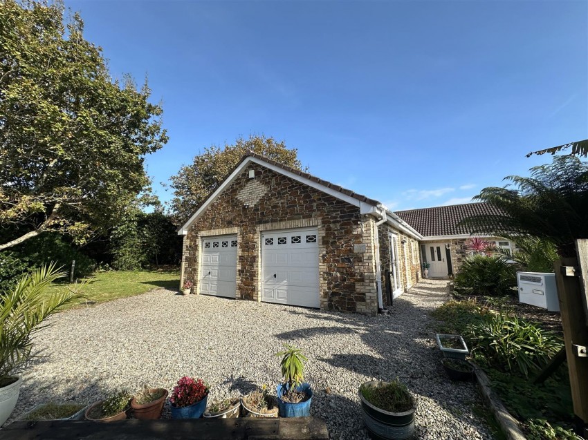 Images for Tye Hill Close, Trewoon, St. Austell