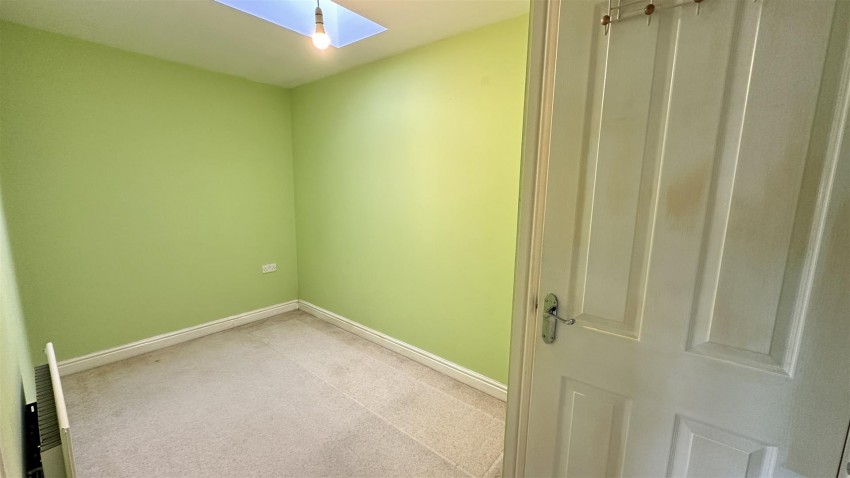Images for Snowdrop Crescent, Launceston