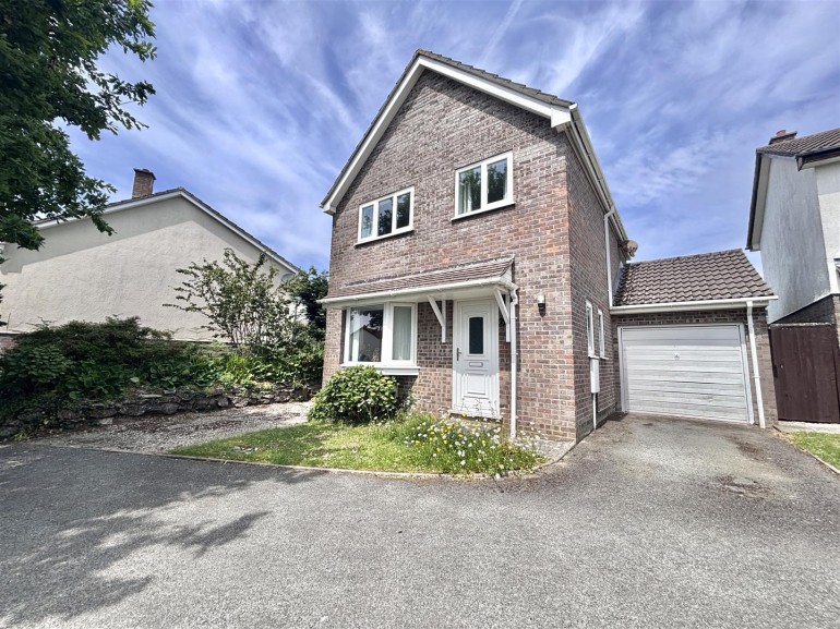 Mayfield Close, St. Austell