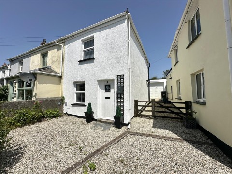 View Full Details for Newtown, Fowey
