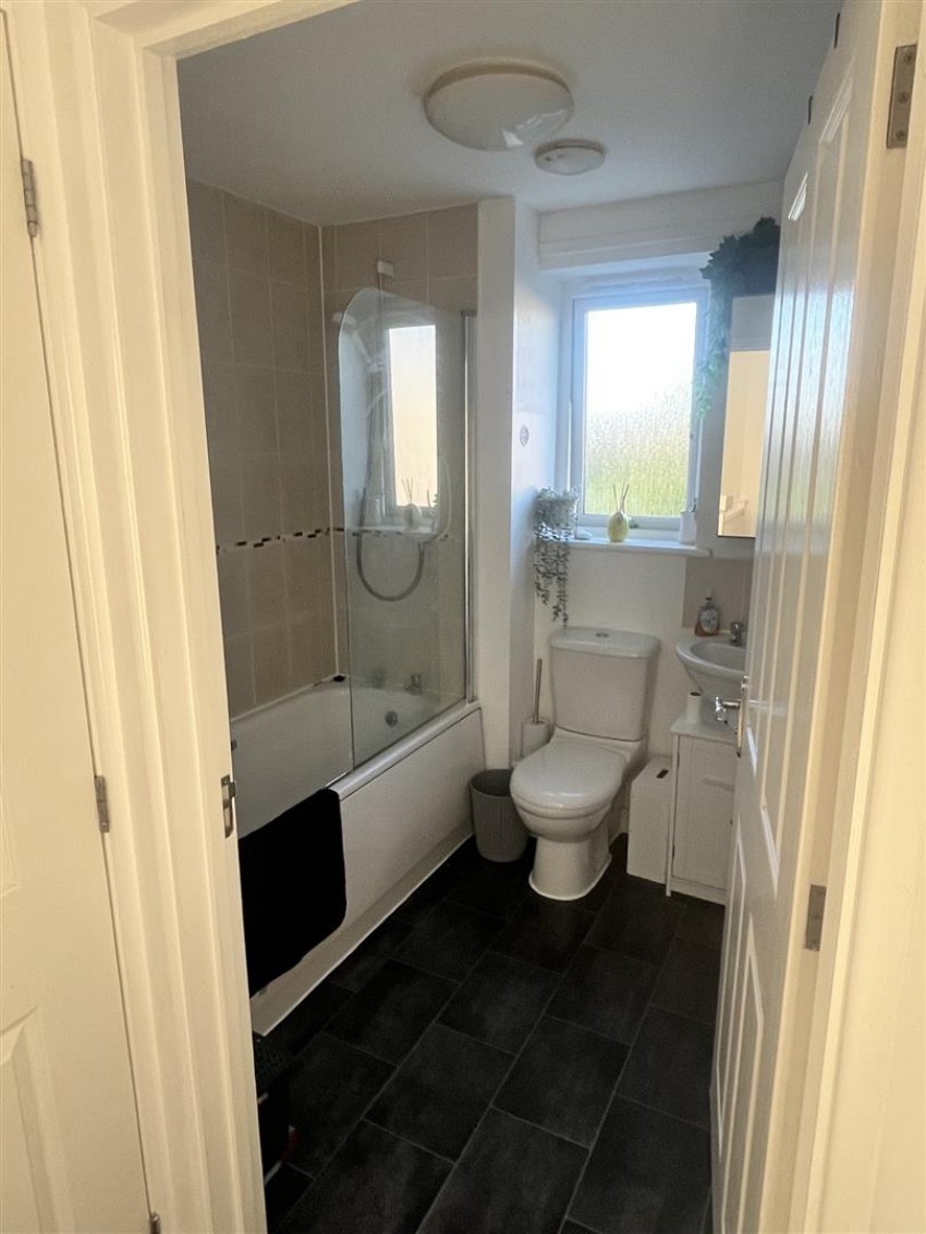 Images for Walters Close, Leedstown, Hayle