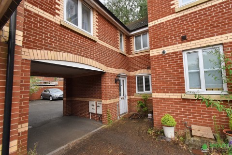 View Full Details for Greyfriars, Exeter, EX4