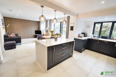 View Full Details for St Peters Mount, Exeter, EX4