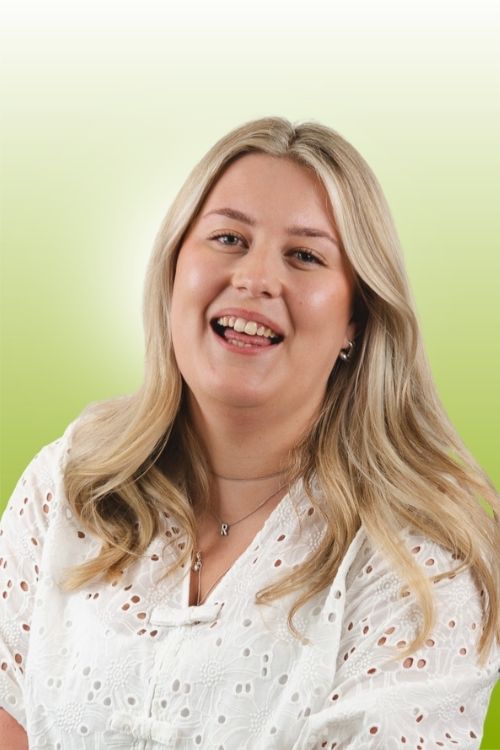 Ruby Rowe, Sales Negotiator